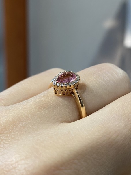 Δαχτυλίδι Ροζ Χρυσό 18 Καρατίων Με Τουρμαλίνη Και Διαμάντια DA5417 