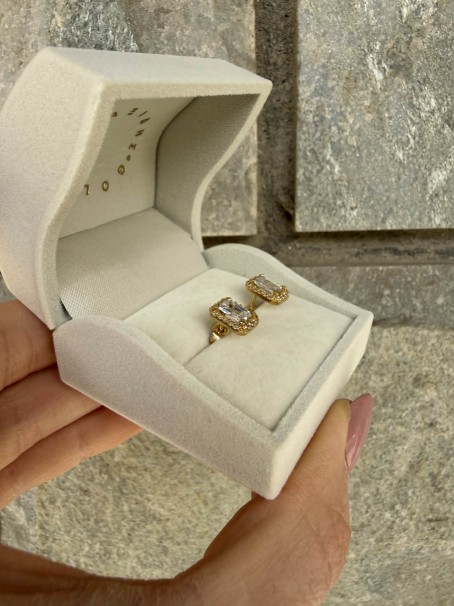 Σκουλαρίκια Χρυσά 9 Καράτια Με Λευκά Ζιργκόν oro2915 