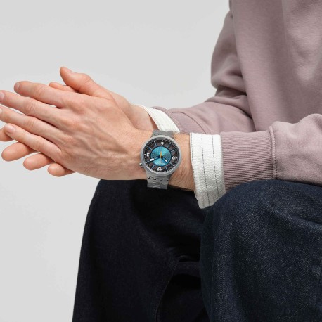 SWATCH Power Of Nature Frostbloom Silver Stainless Steel Bracelet SB07S116G 